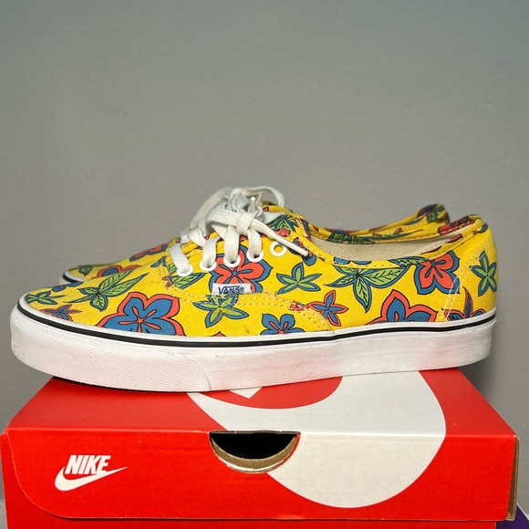 Vans Authentic “ Hawaii Edition “ Size 10.5 Used - Picture 4 of 4